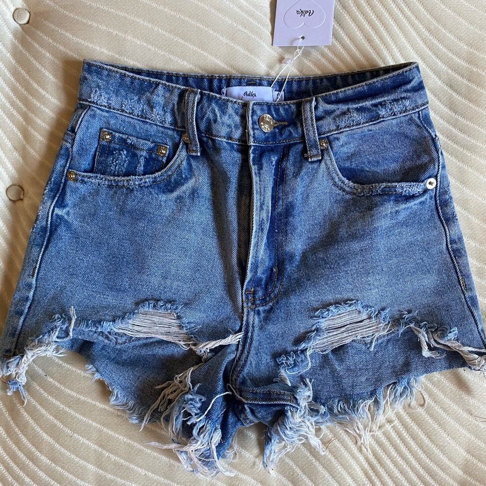 Adika Daytona Short